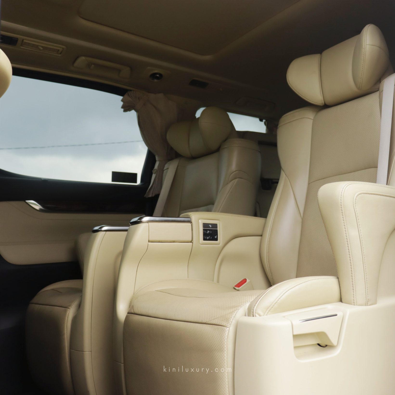 Toyota Alphard Facelift — 10