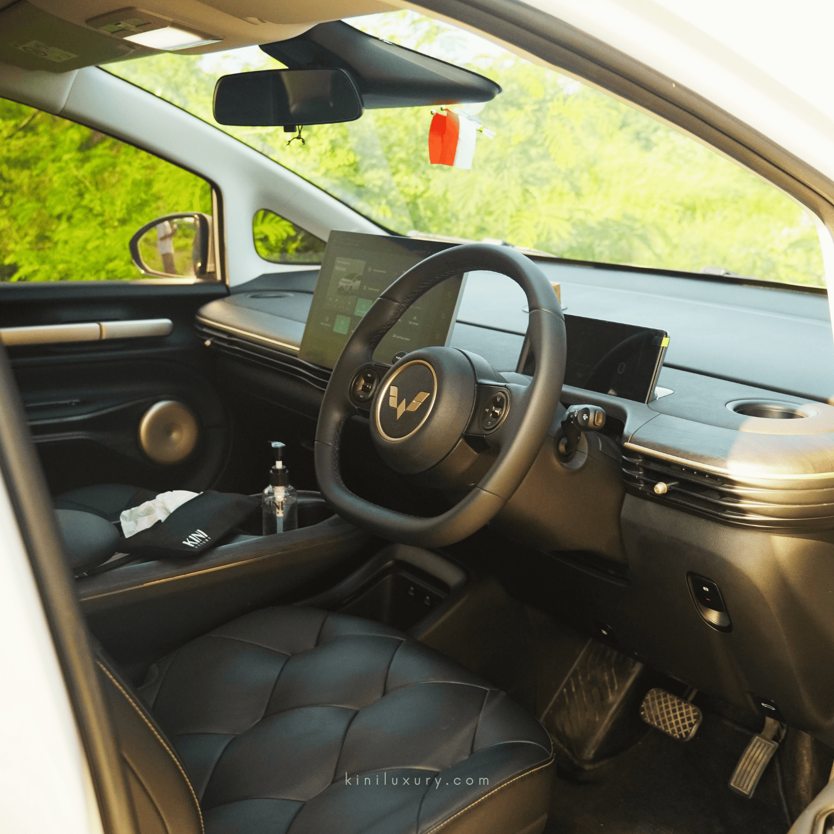 Wuling Cloud Pro EV — 8