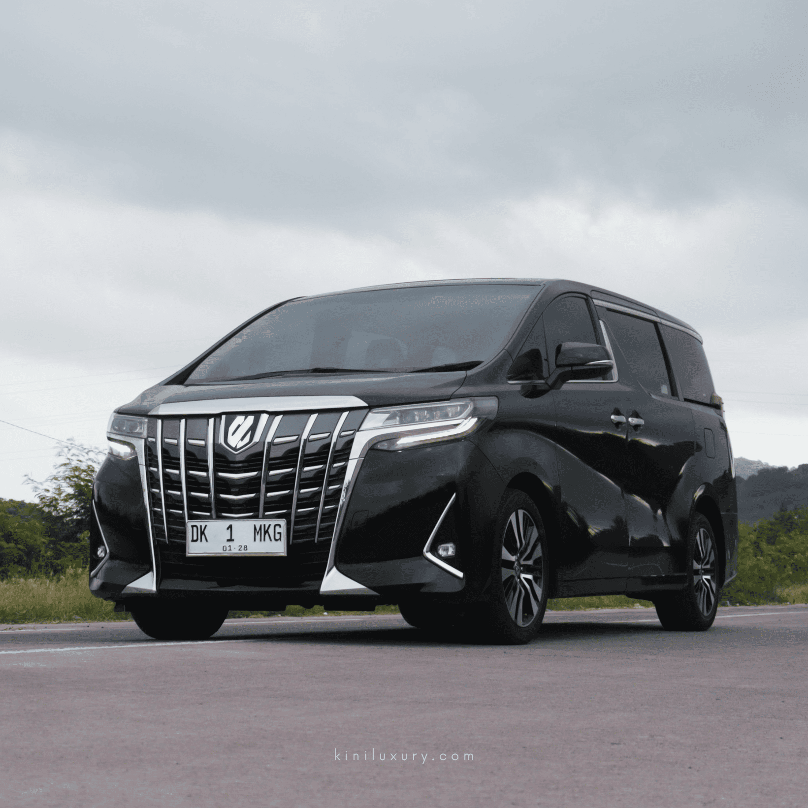 Toyota Alphard Facelift — 3