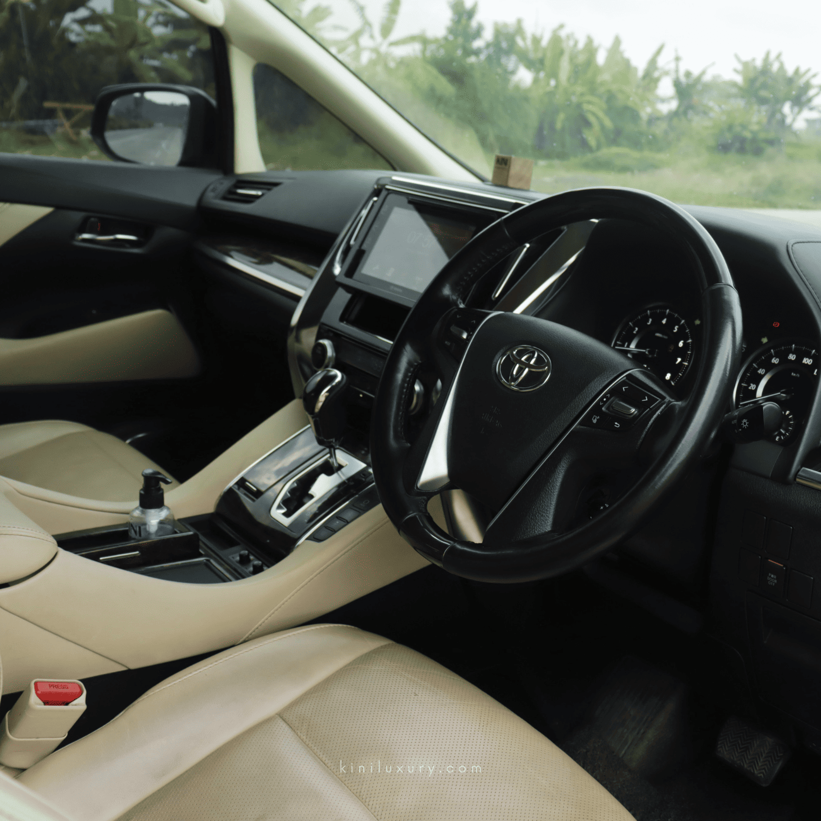 Toyota Alphard Facelift — 8