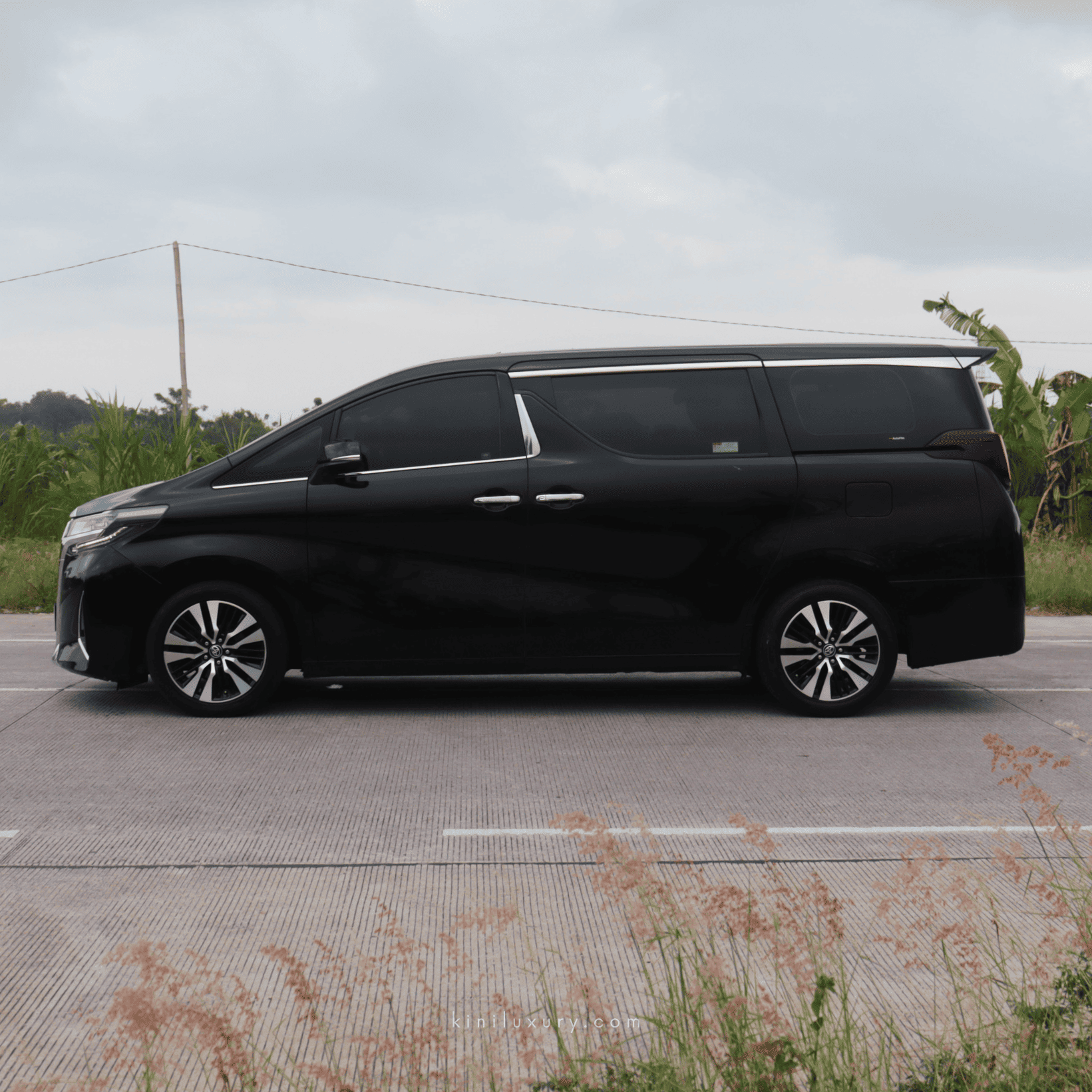 Toyota Alphard Facelift — 4